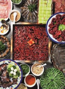 重慶火鍋底料廠，換著花樣涮牛肉