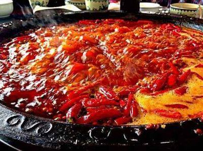 重慶火鍋底料廠家，重慶火鍋各具特色的味道
