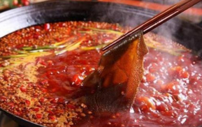 重慶火鍋底料工廠，春天吃火鍋必講究攻略