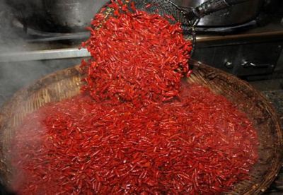 火鍋底料牛油好還是清油好，兩者之間區(qū)別？