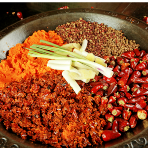 重慶火鍋底料哪里買(mǎi)，掌邦食品火鍋底料的優(yōu)點(diǎn)有哪些?