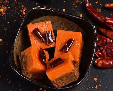 探尋四川火鍋底料的秘密：究竟是何物讓味蕾狂歡？