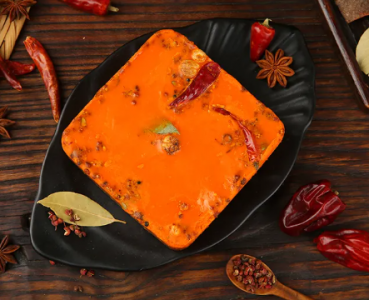 火鍋底料廠家直銷低價風(fēng)暴，品質(zhì)與味道如何雙重保障？