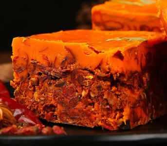 揭秘火鍋店牛油紅油，特色究竟何在？