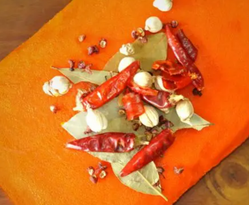 火鍋紅油生產(chǎn)詳細(xì)步驟是什么？